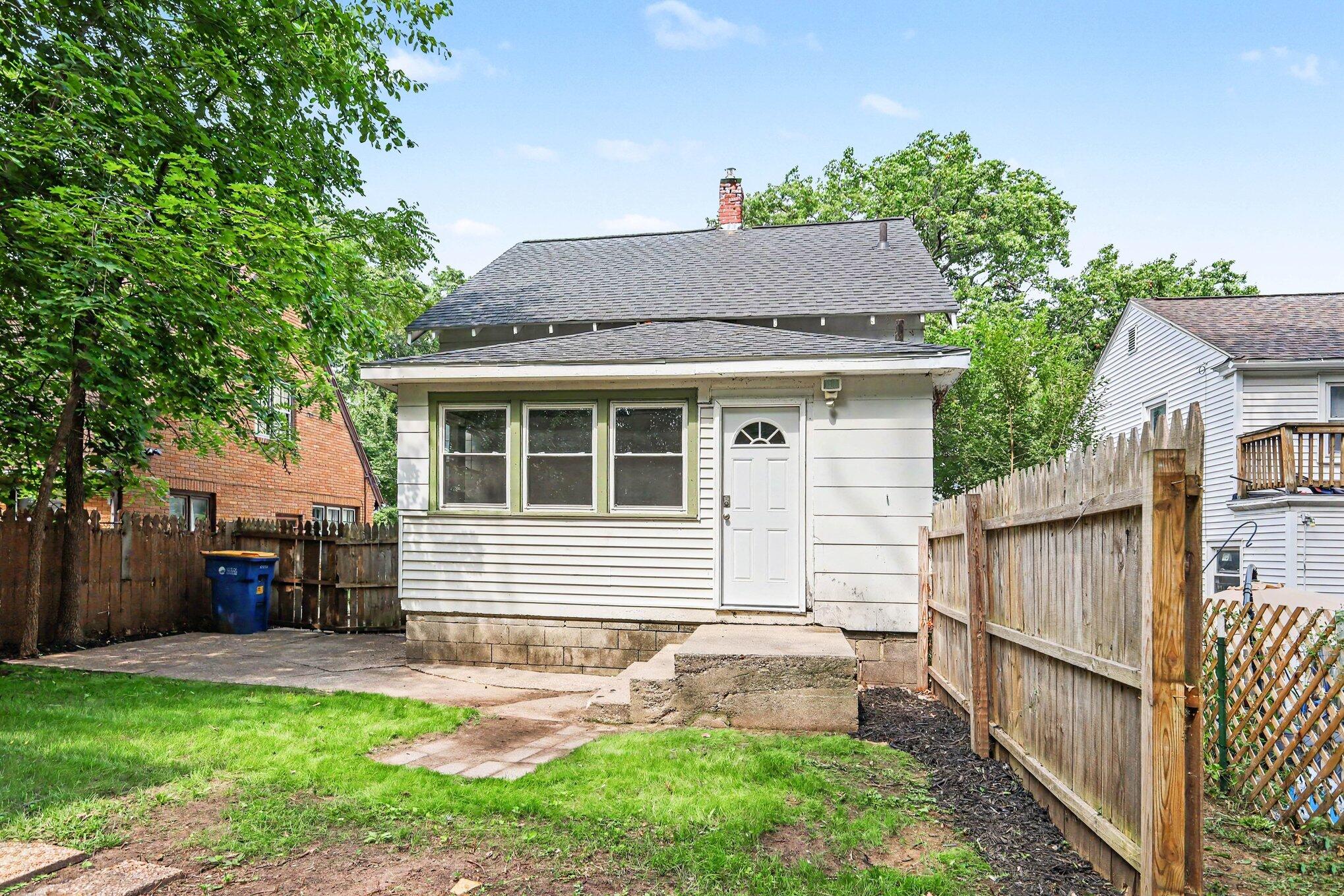 1334 Orville Street SE Grand Rapids MI 49507