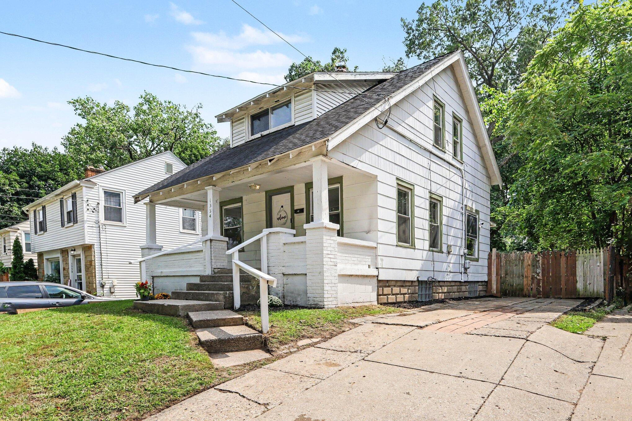 1334 Orville Street SE Grand Rapids MI 49507