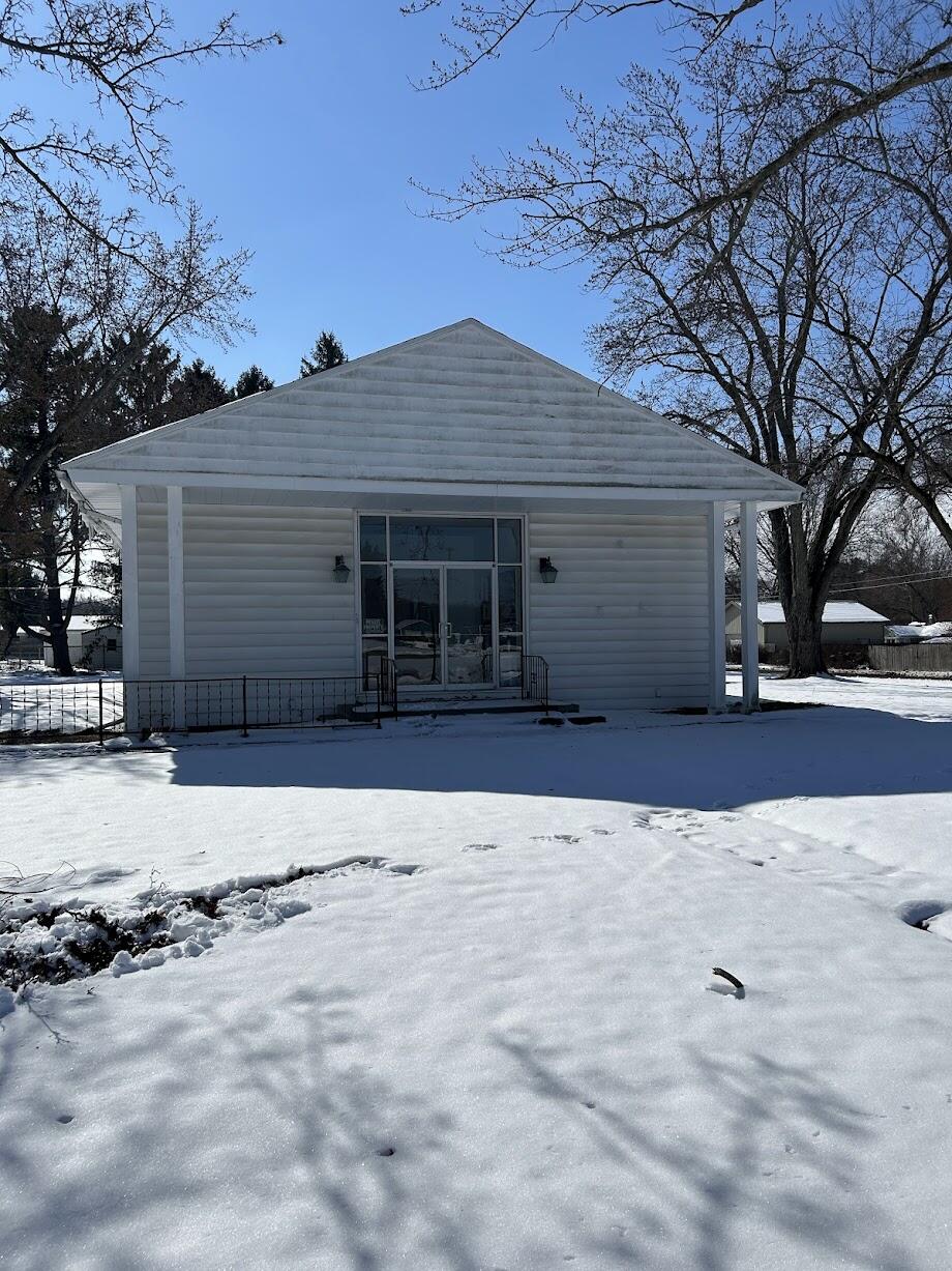 2451 Spansail Niles MI 49120