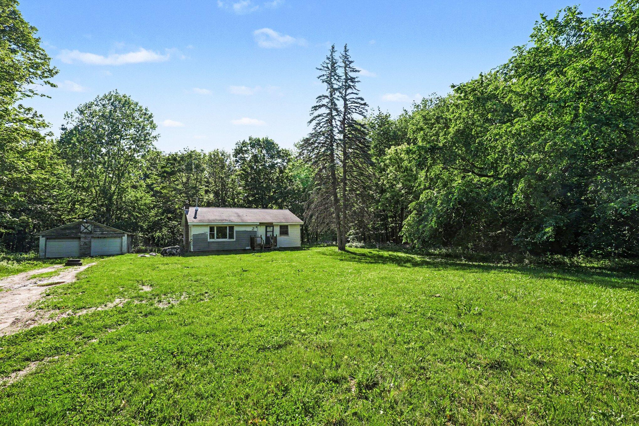 1075 33rd Street Allegan MI 49010