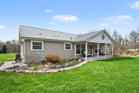 45284 Co Road 703 Coloma MI 49038
