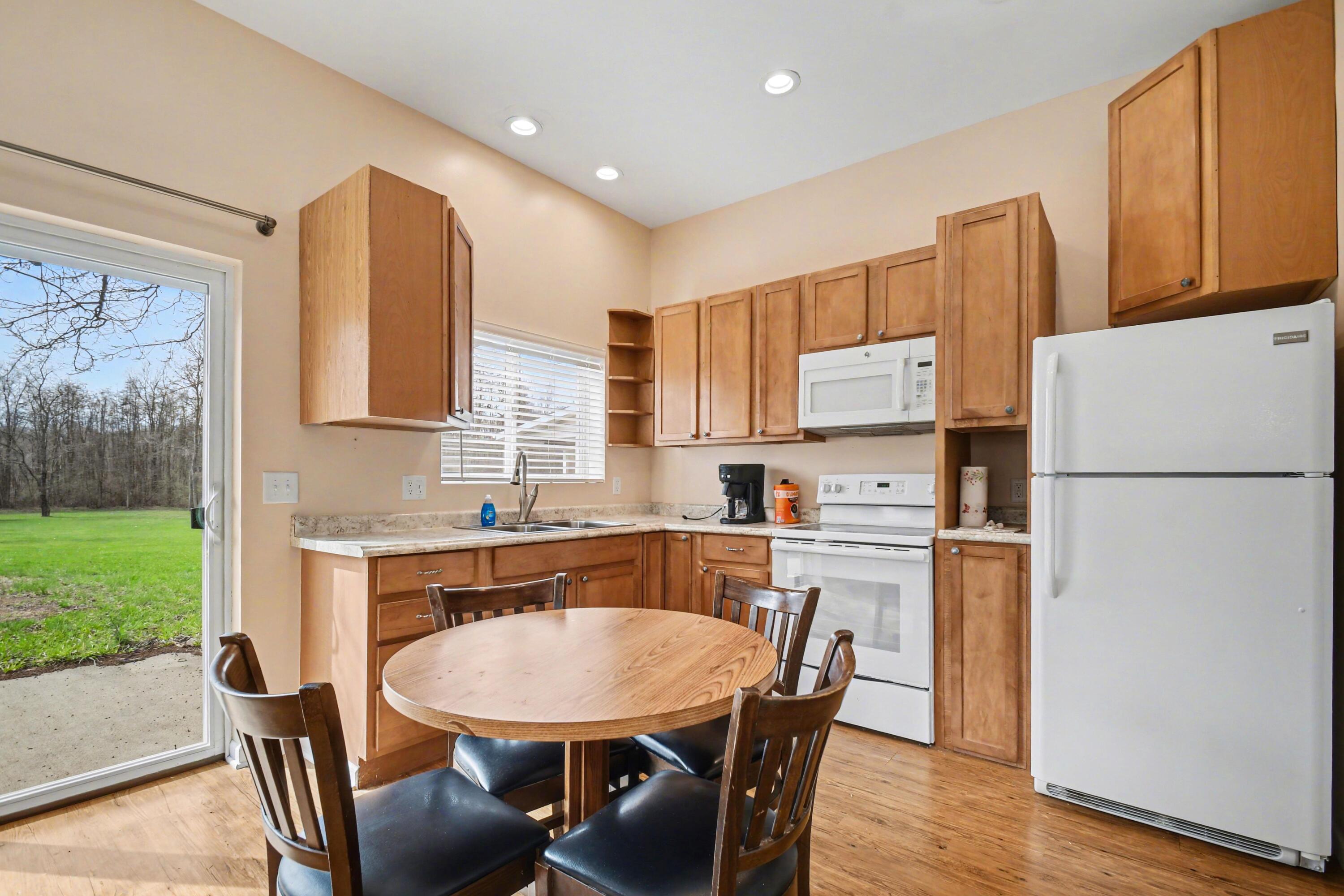 45284 Co Road 703 Coloma MI 49038