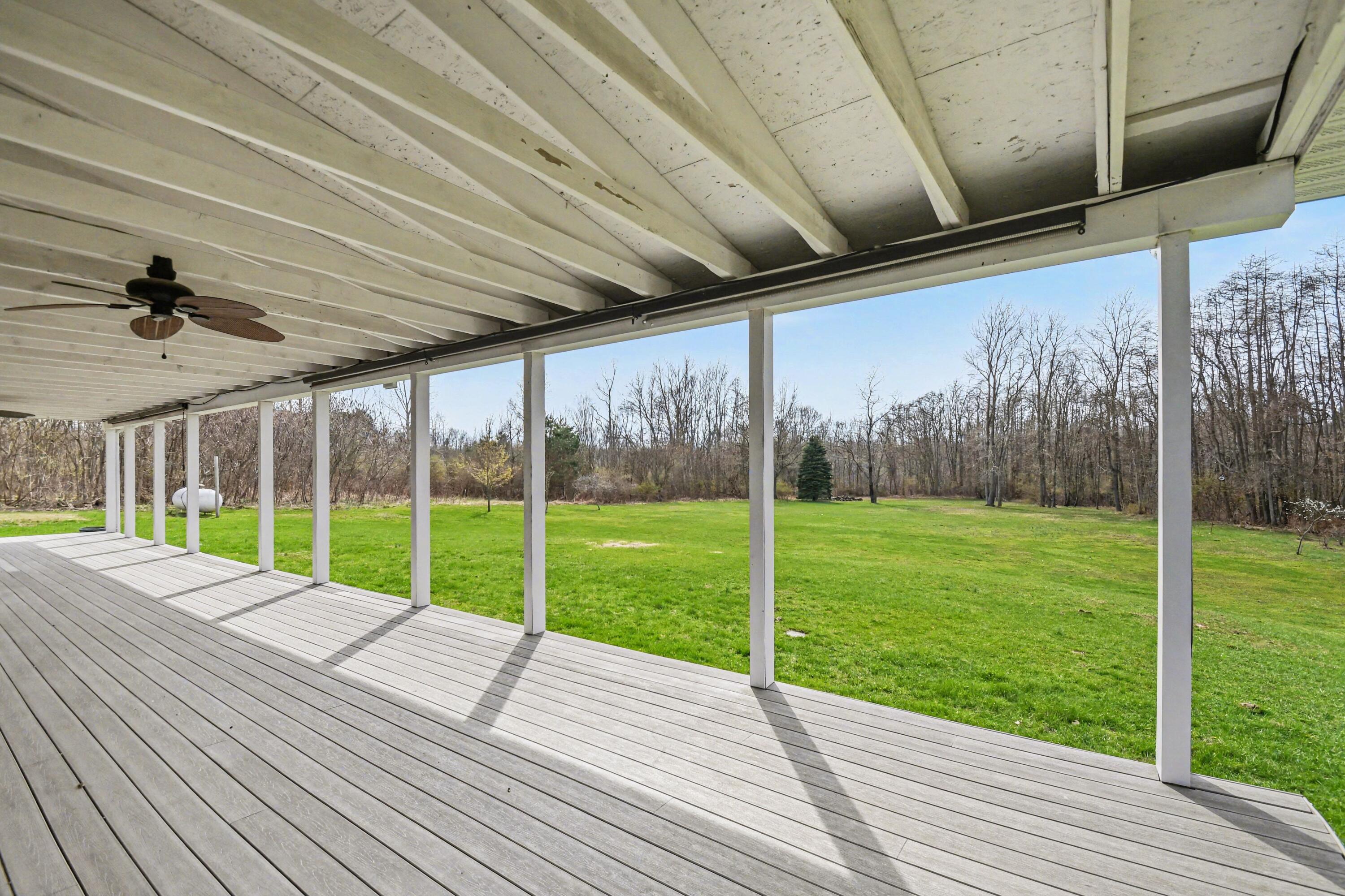 45284 Co Road 703 Coloma MI 49038