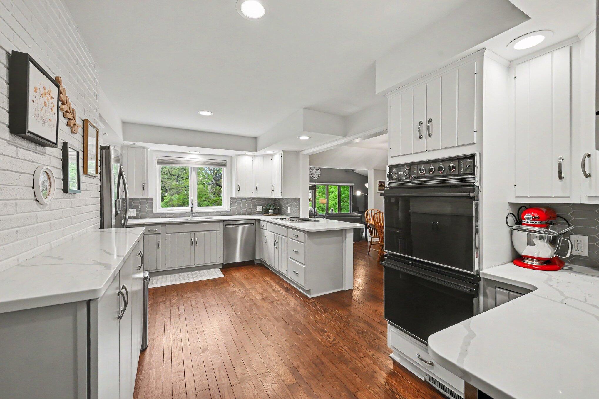 4304 Sunnybrook Drive Kalamazoo MI 49008