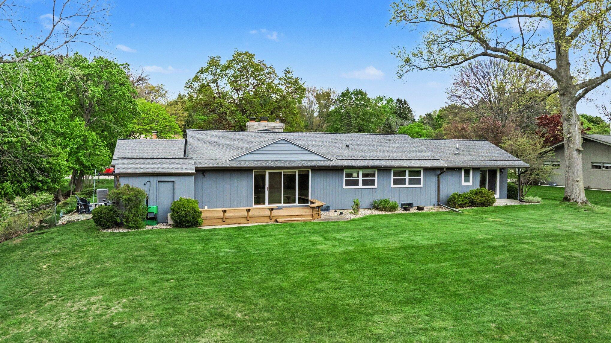 4304 Sunnybrook Drive Kalamazoo MI 49008