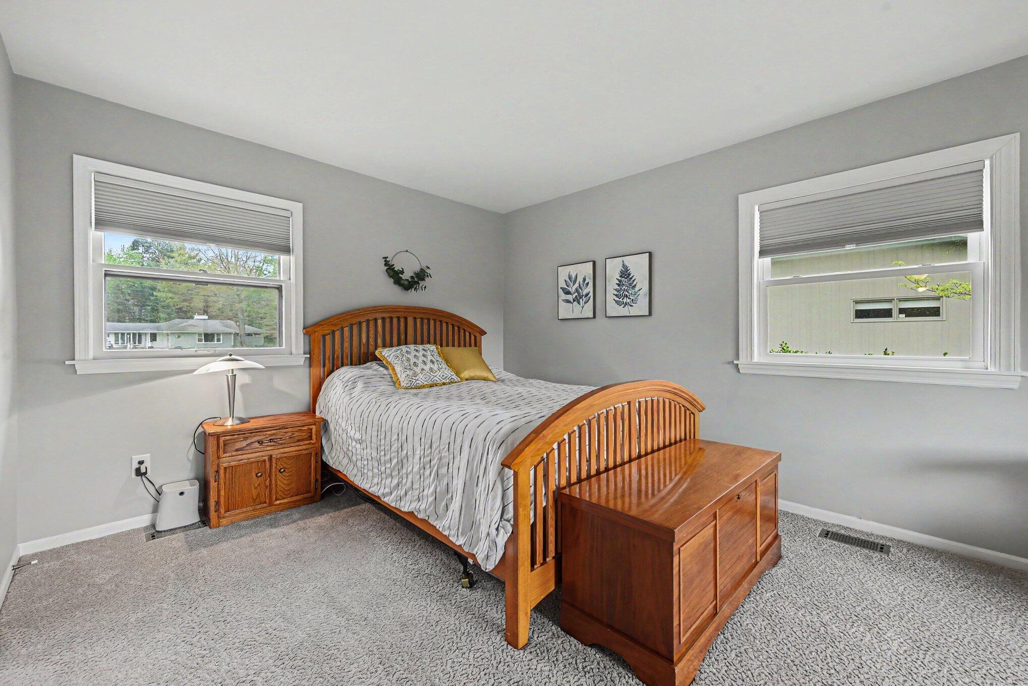 4304 Sunnybrook Drive Kalamazoo MI 49008