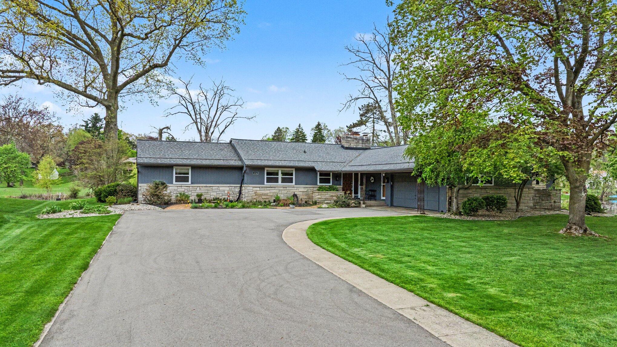 4304 Sunnybrook Drive Kalamazoo MI 49008