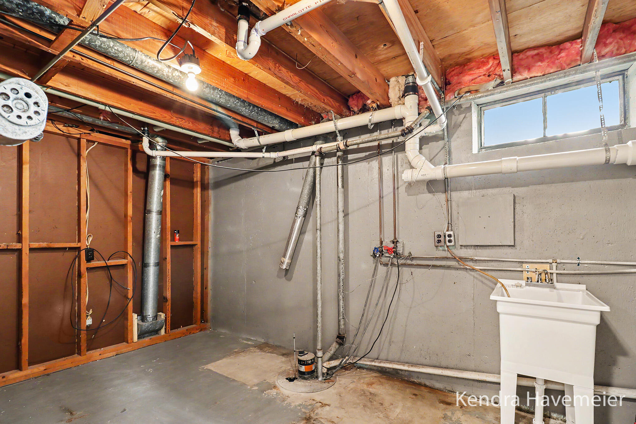 505 Fairfield Avenue NW Grand Rapids MI 49504