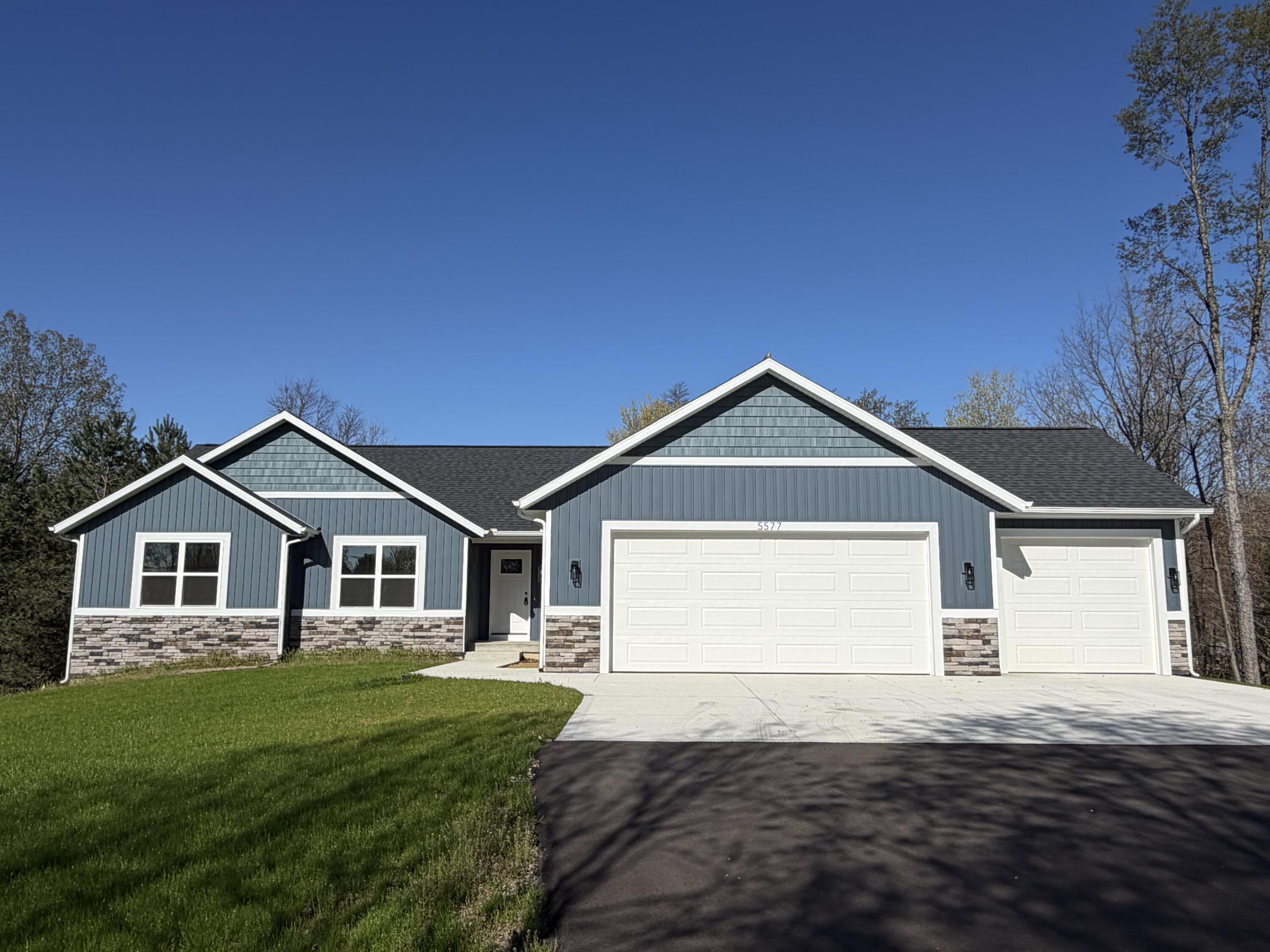 5577 Timberstone Lane West Olive MI 49460