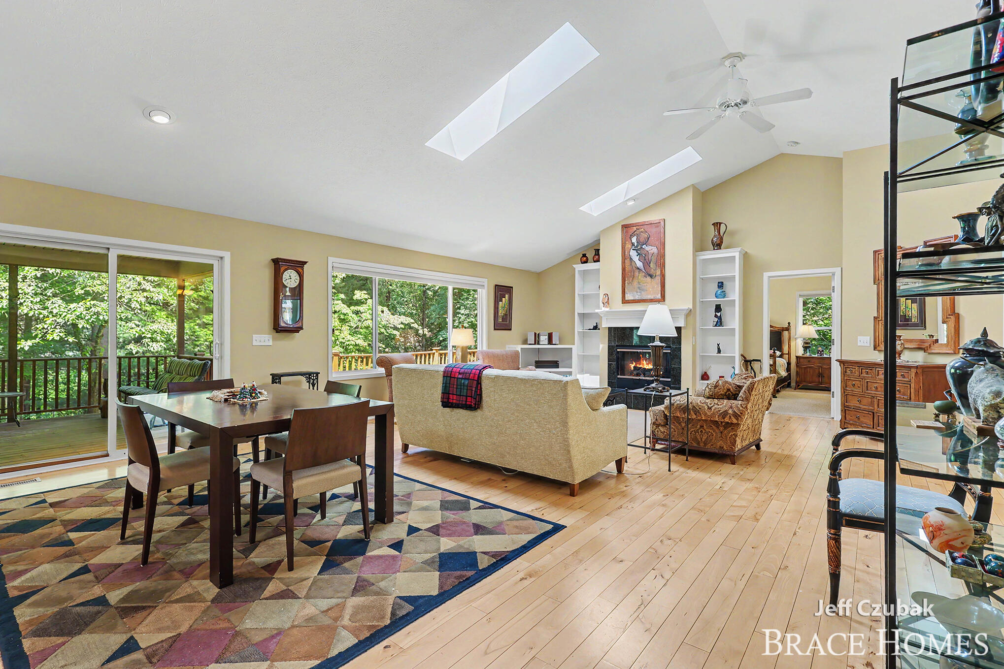 2336 Forest Trail Circle Fennville MI 49408