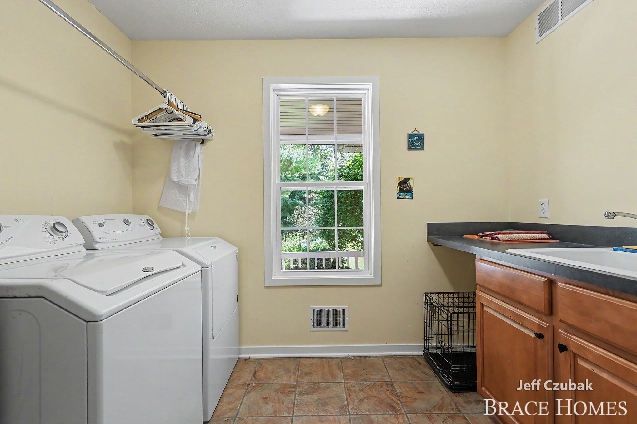 2336 Forest Trail Circle Fennville MI 49408