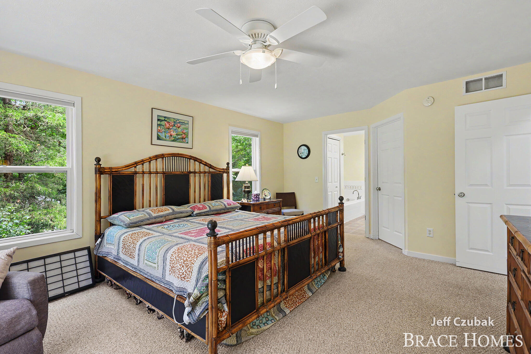 2336 Forest Trail Circle Fennville MI 49408