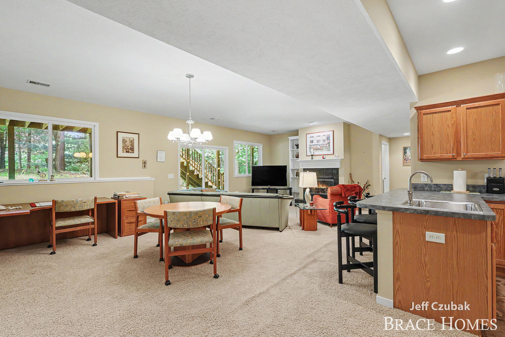 2336 Forest Trail Circle Fennville MI 49408