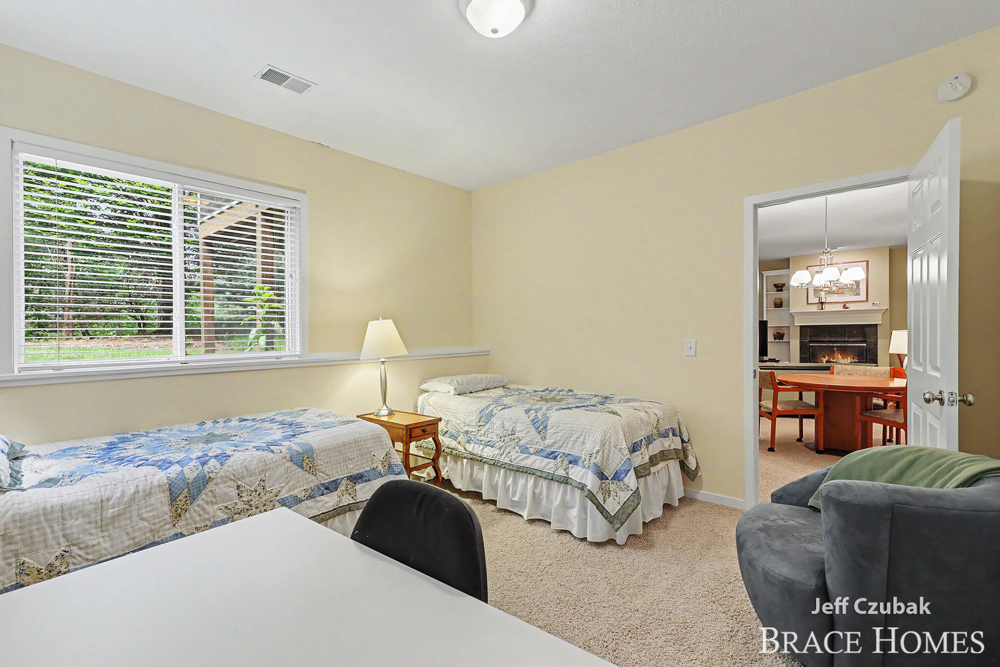 2336 Forest Trail Circle Fennville MI 49408