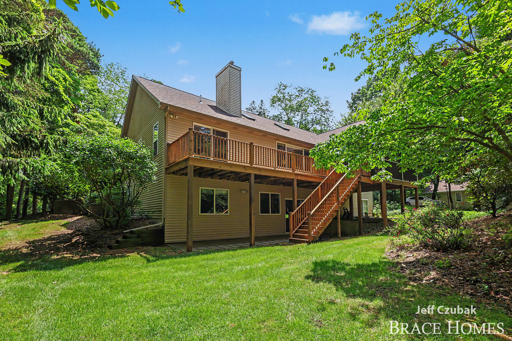 2336 Forest Trail Circle Fennville MI 49408