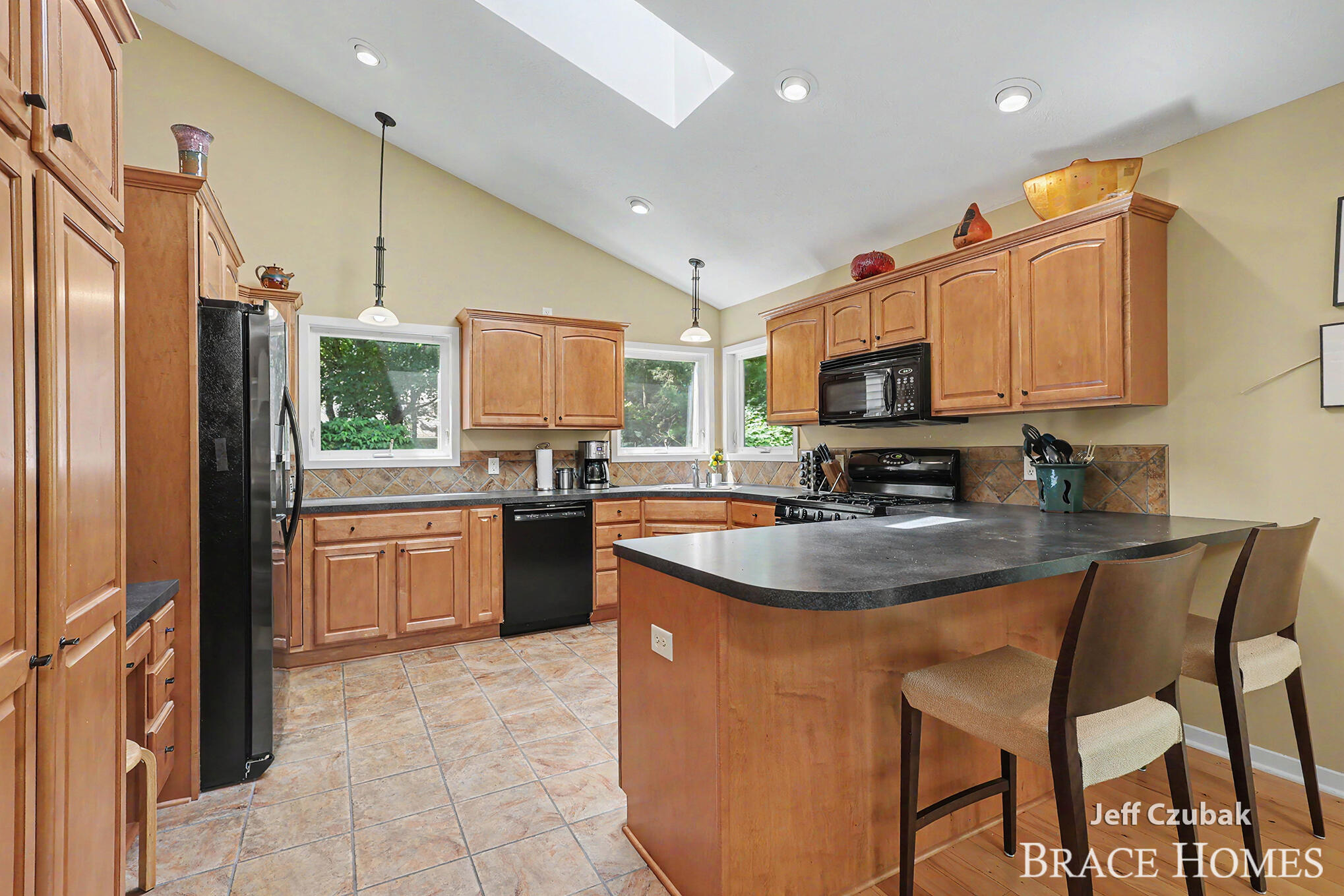 2336 Forest Trail Circle Fennville MI 49408