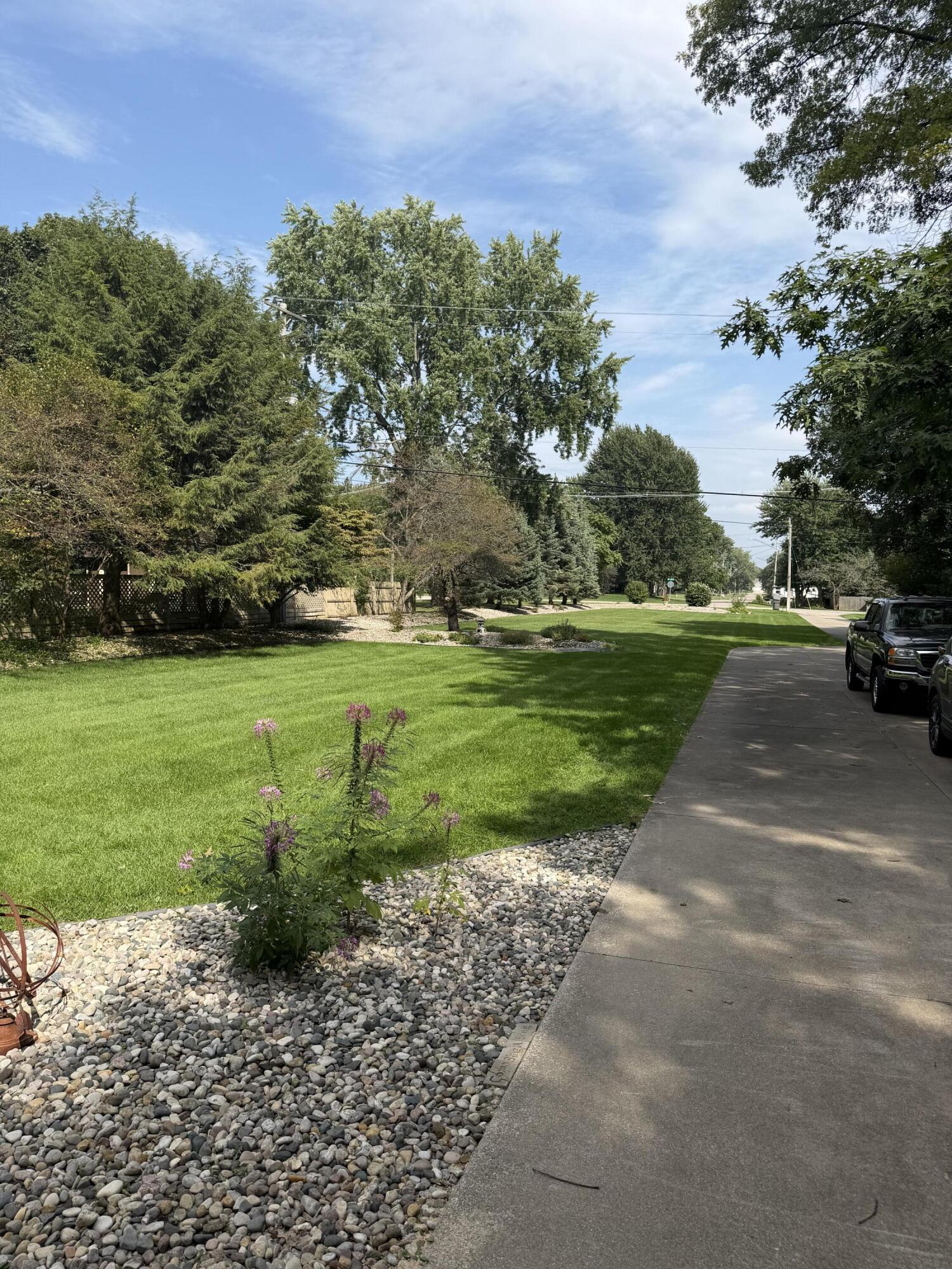 432 N Division Avenue Holland MI 49424