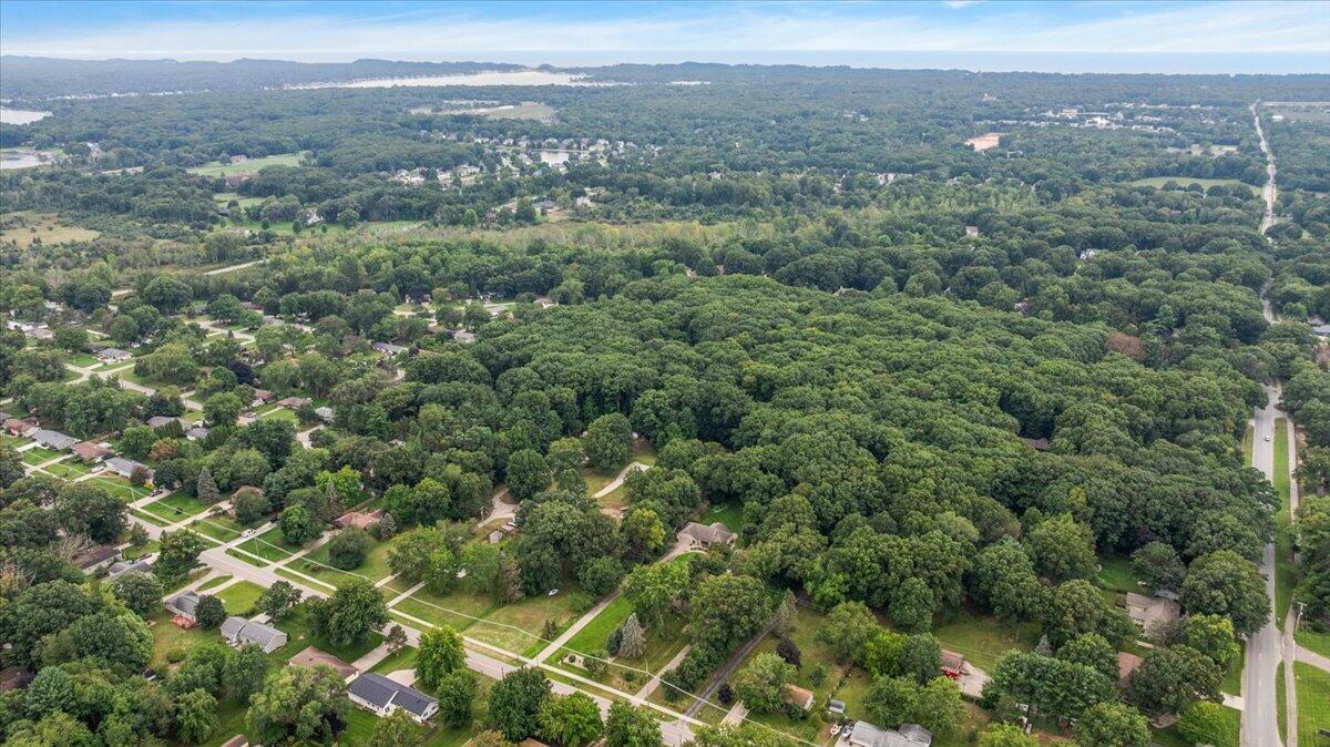 432 N Division Avenue Holland MI 49424