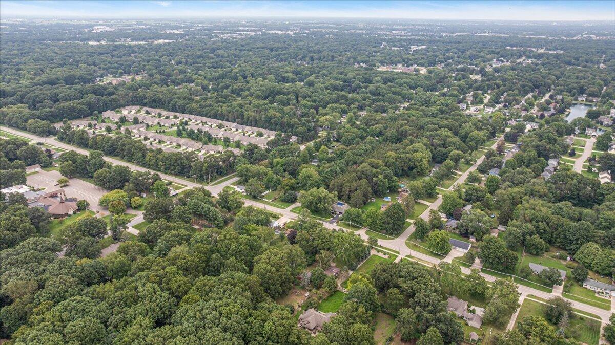 432 N Division Avenue Holland MI 49424