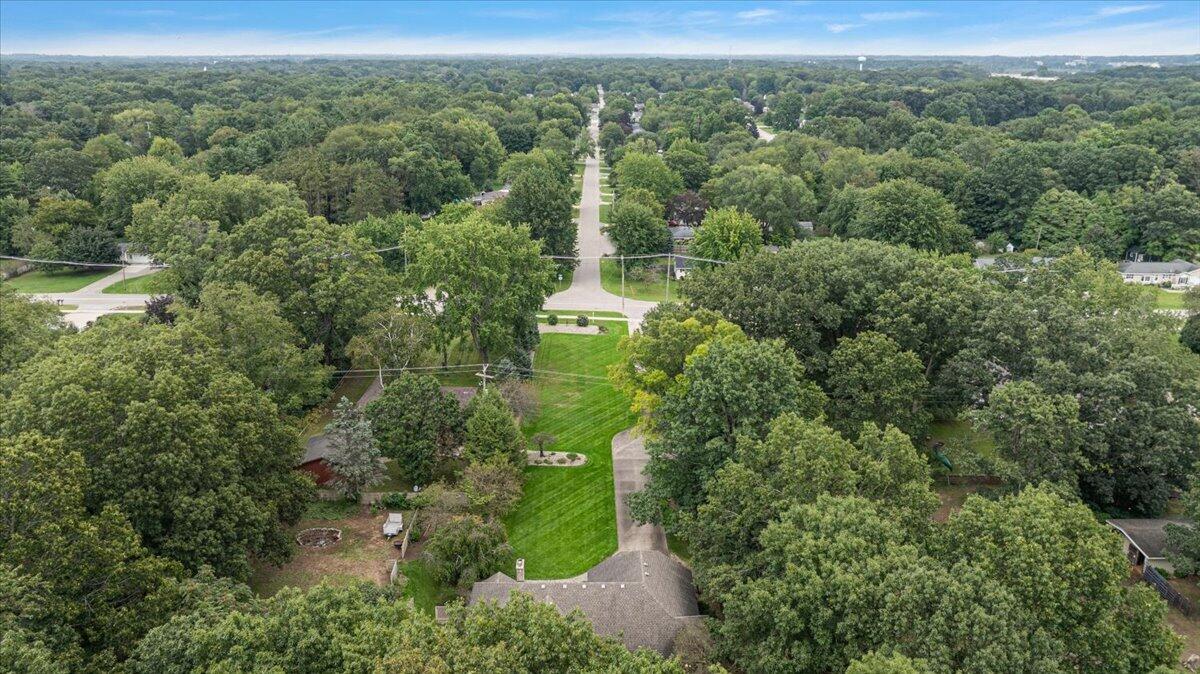 432 N Division Avenue Holland MI 49424
