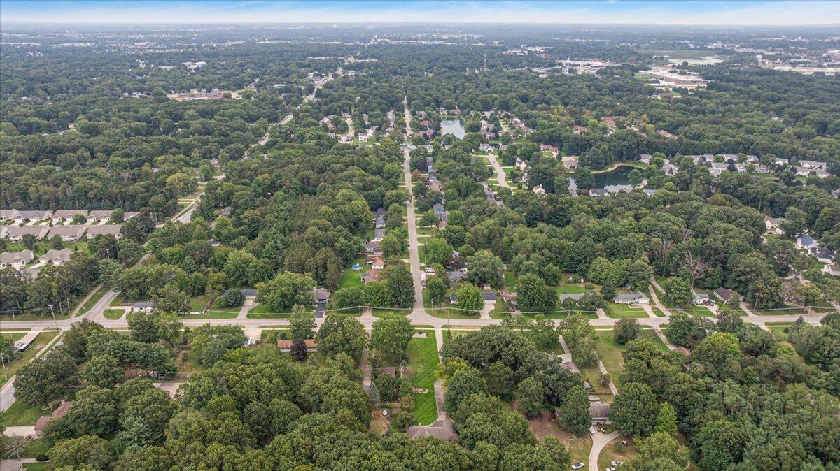 432 N Division Avenue Holland MI 49424