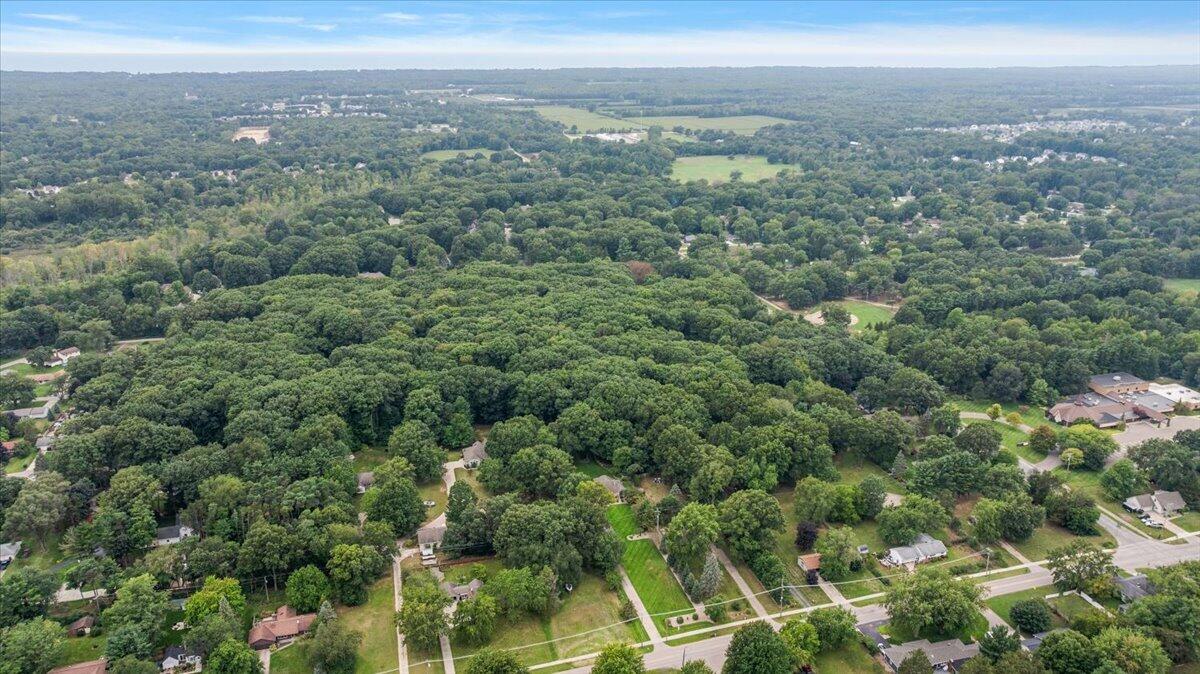 432 N Division Avenue Holland MI 49424