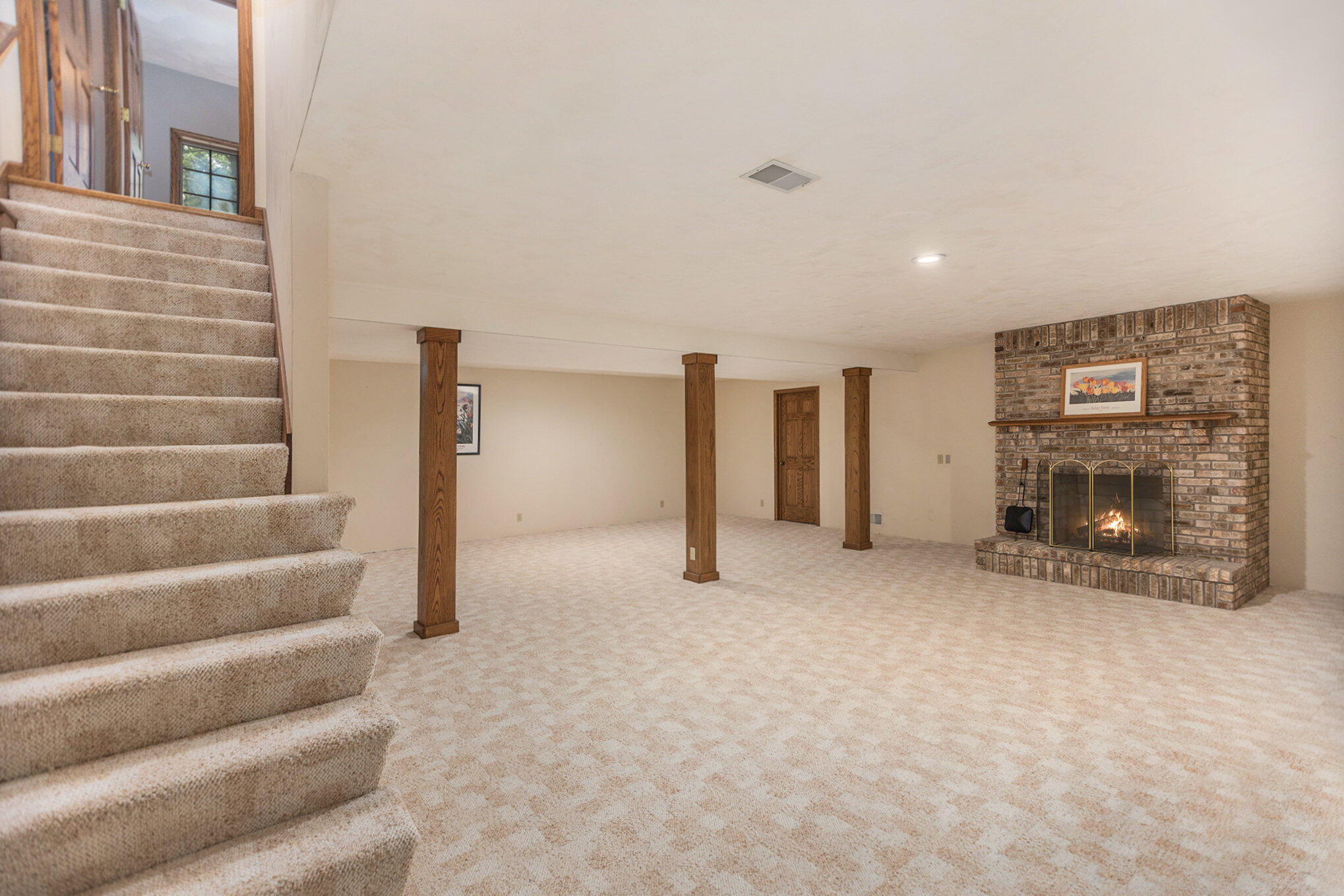 432 N Division Avenue Holland MI 49424