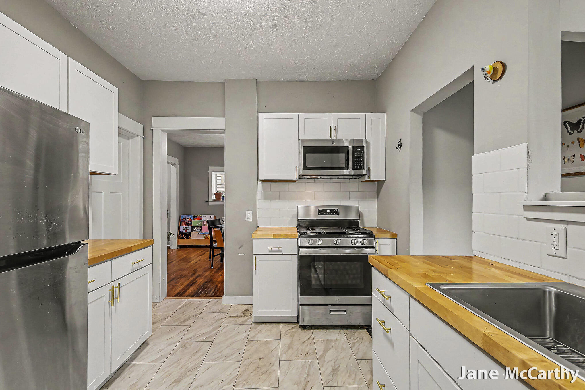 1240 Bemis Street SE Grand Rapids MI 49506