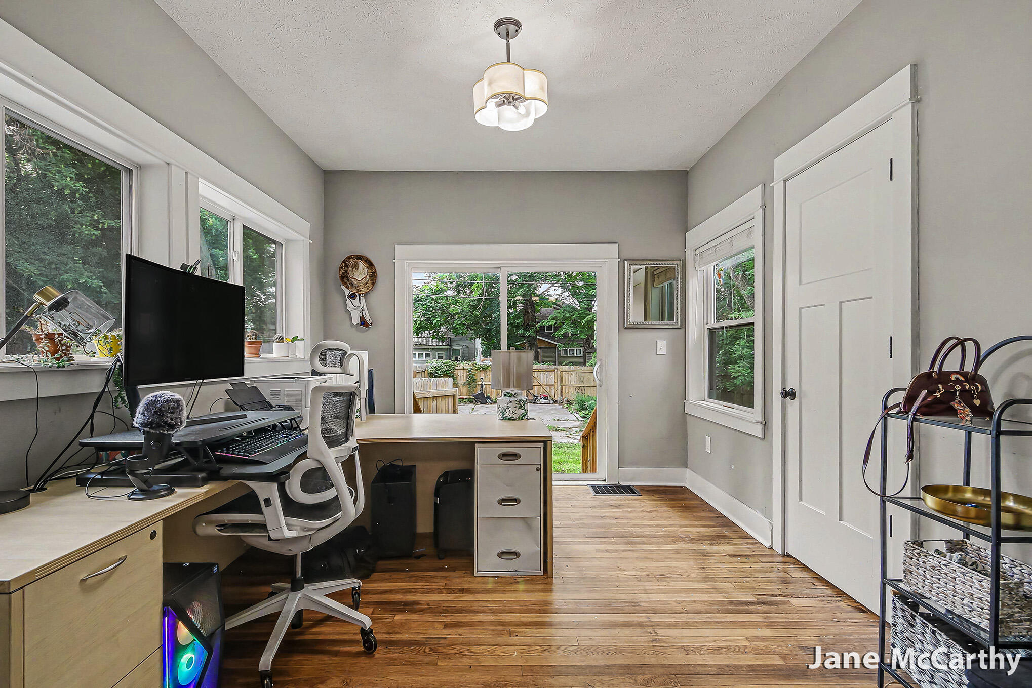 1240 Bemis Street SE Grand Rapids MI 49506