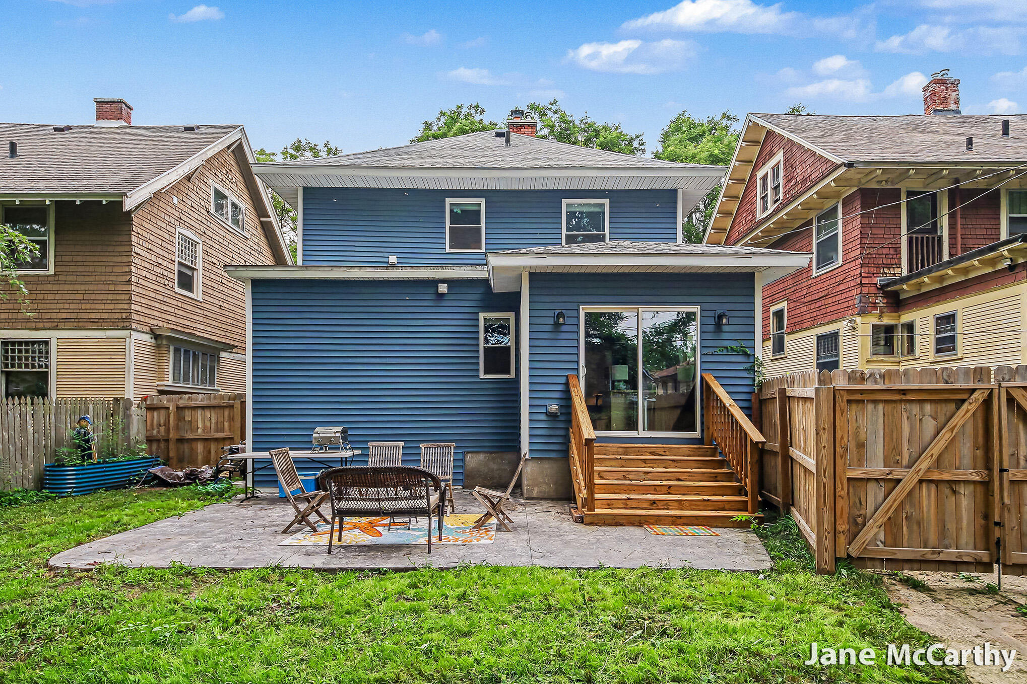 1240 Bemis Street SE Grand Rapids MI 49506