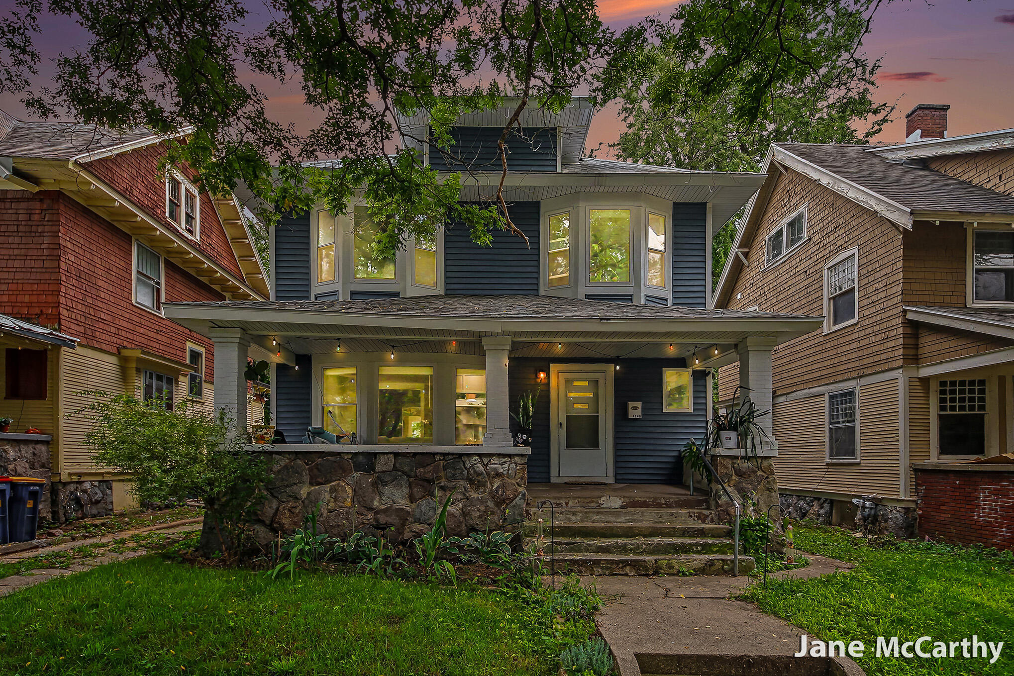 1240 Bemis Street SE Grand Rapids MI 49506