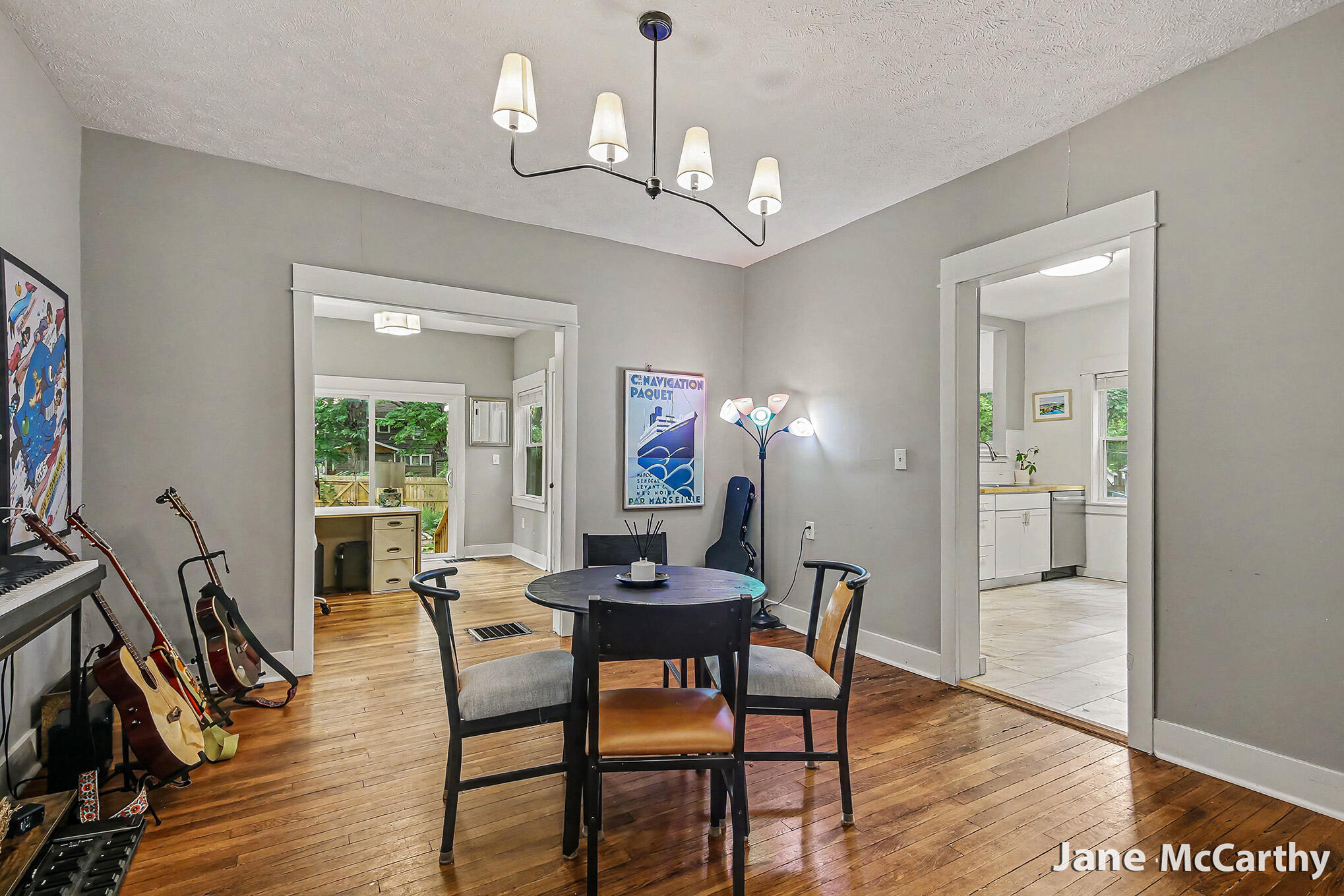 1240 Bemis Street SE Grand Rapids MI 49506