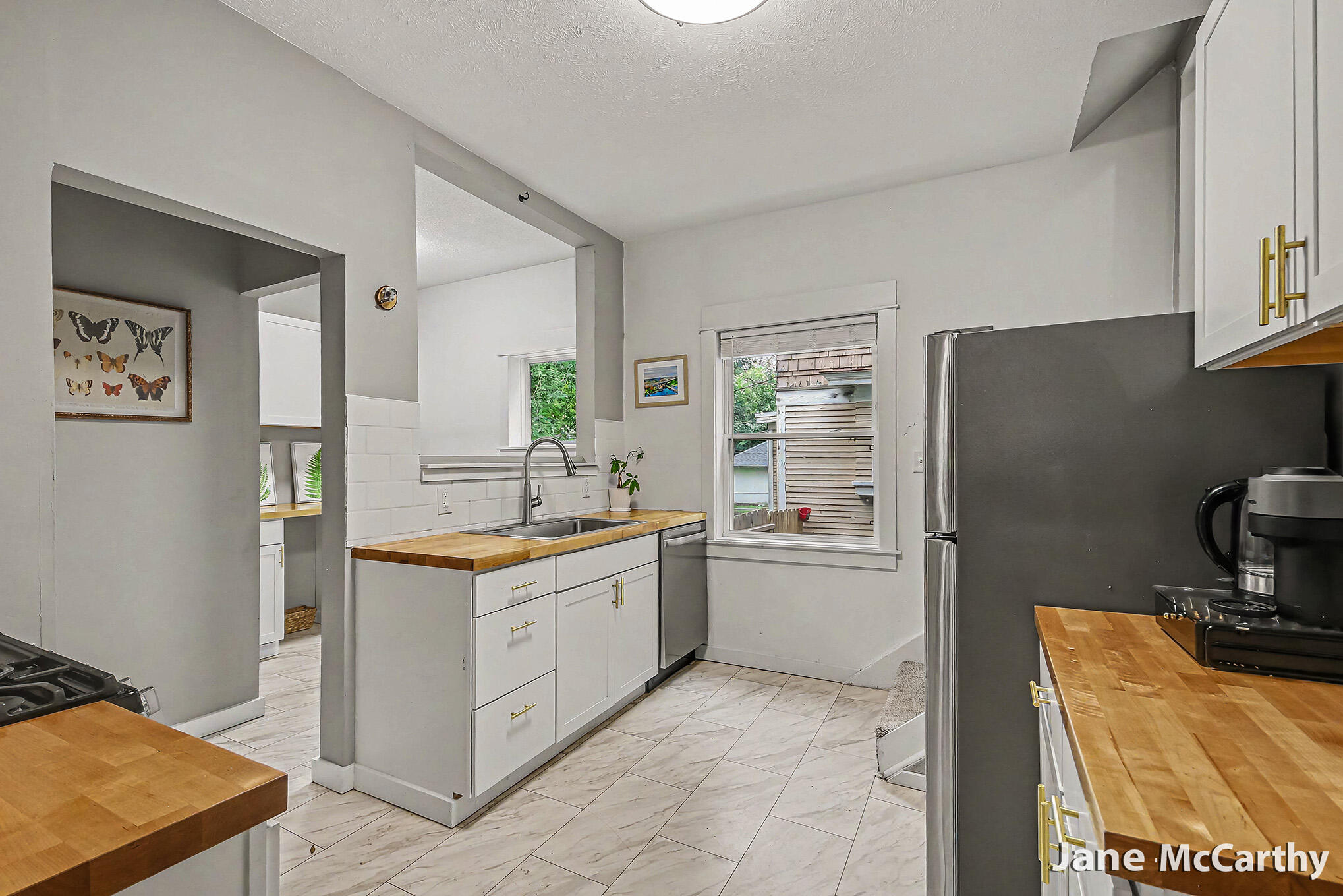 1240 Bemis Street SE Grand Rapids MI 49506