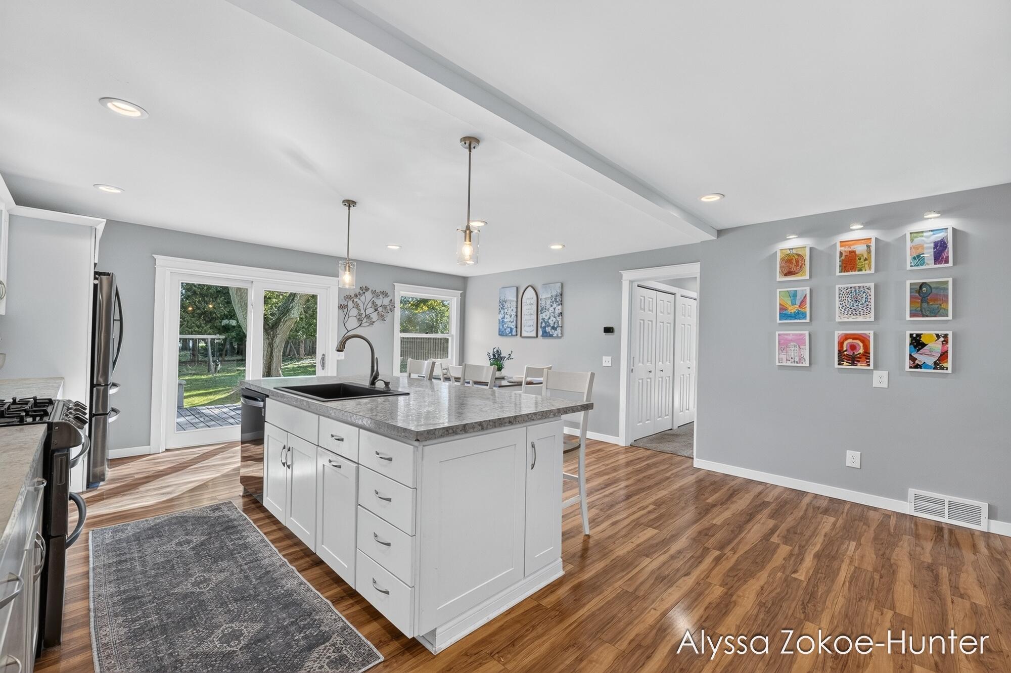 1938 Moerland Court NW Grand Rapids MI 49504