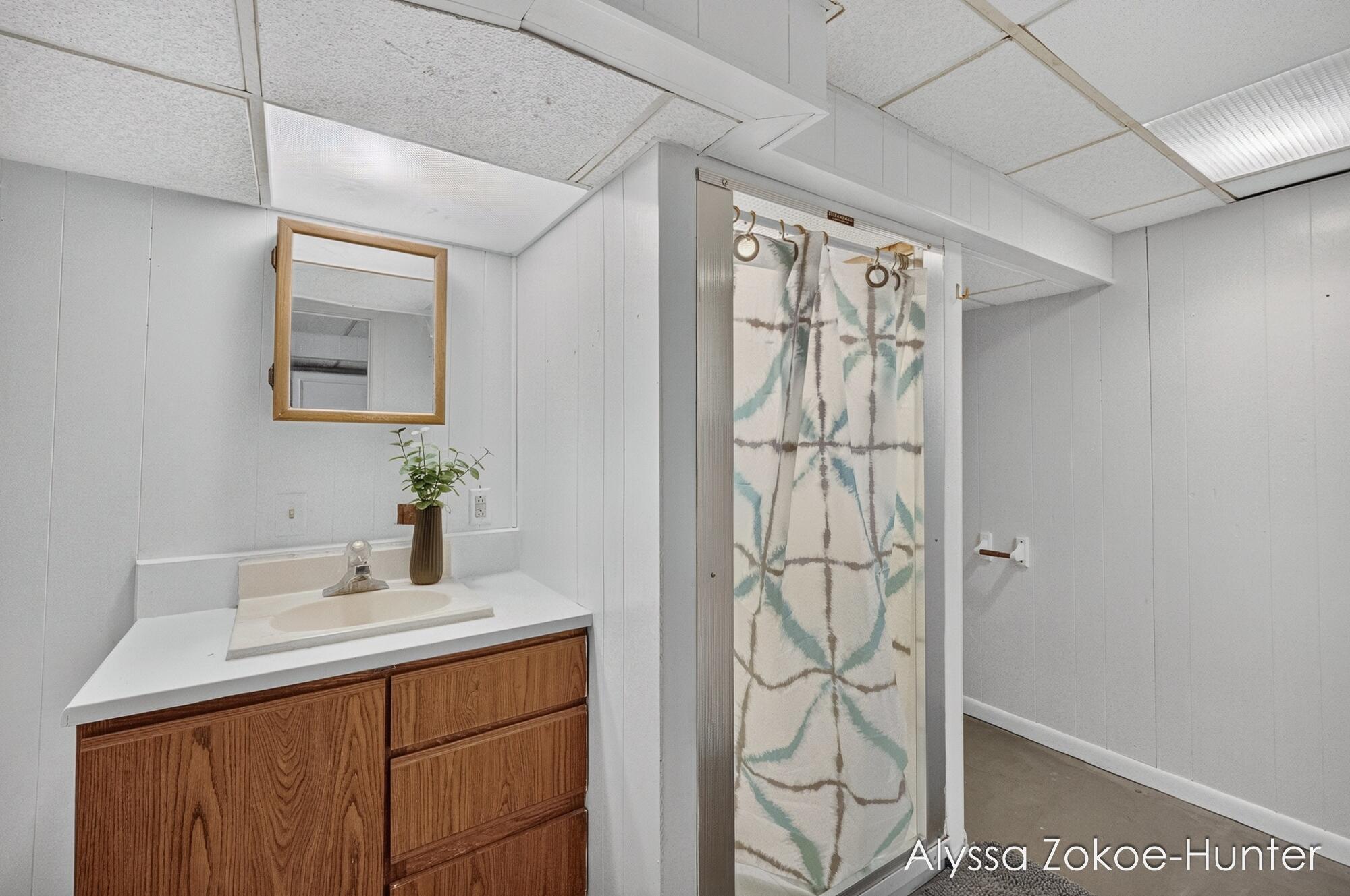 1938 Moerland Court NW Grand Rapids MI 49504