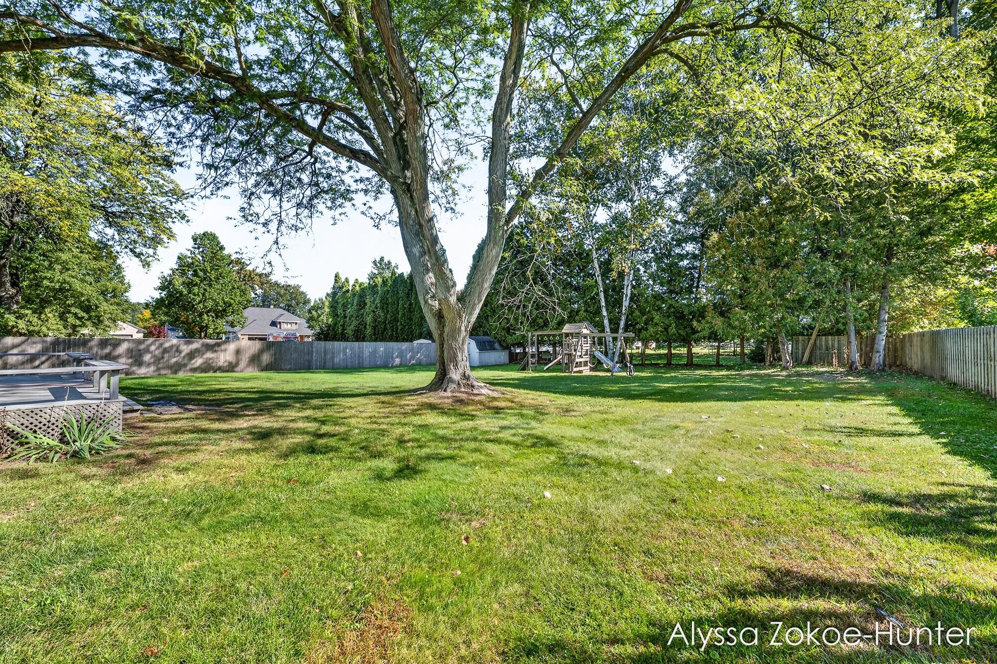 1938 Moerland Court NW Grand Rapids MI 49504