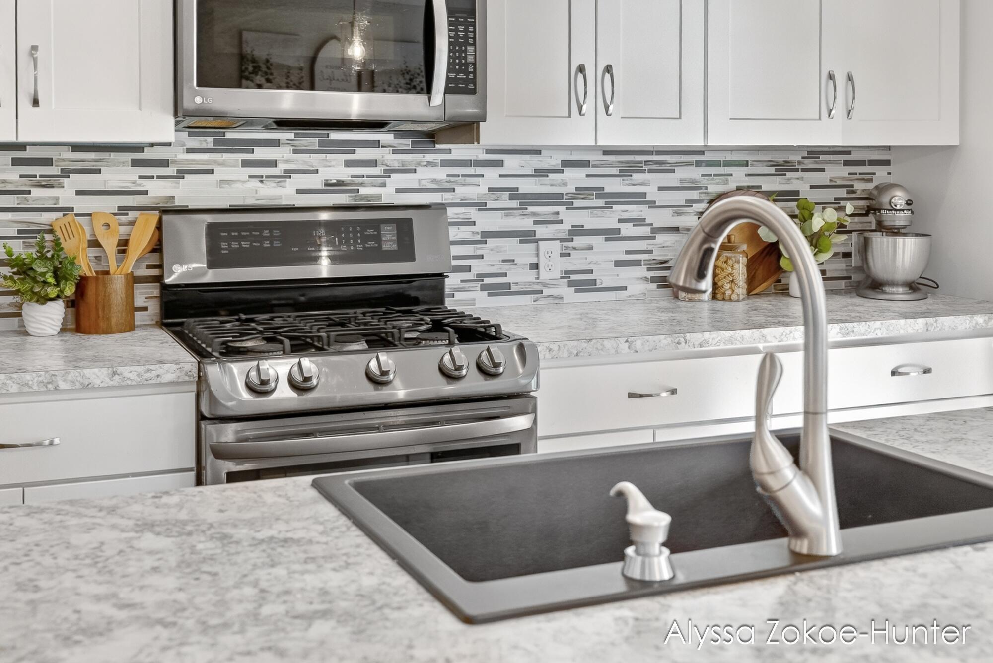1938 Moerland Court NW Grand Rapids MI 49504