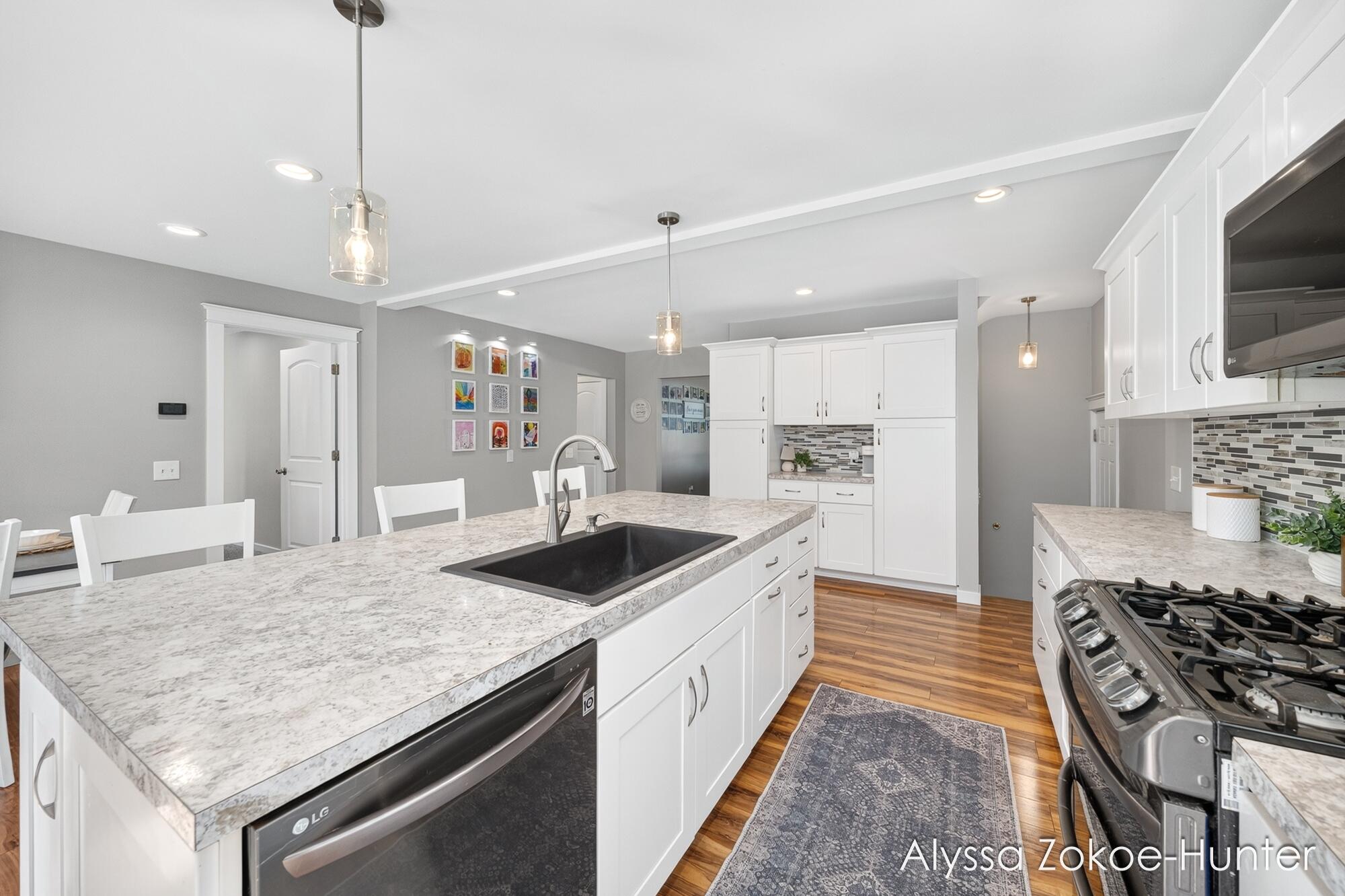 1938 Moerland Court NW Grand Rapids MI 49504