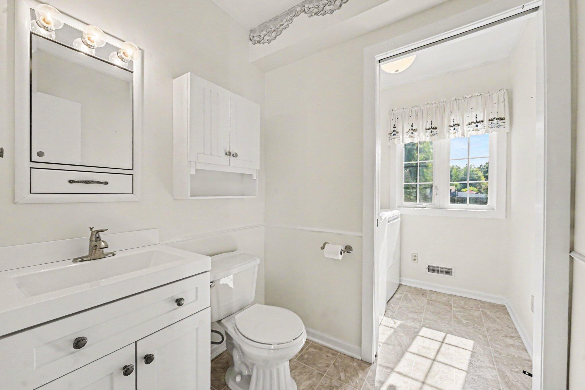 3756 Auburn Avenue NE Grand Rapids MI 49525