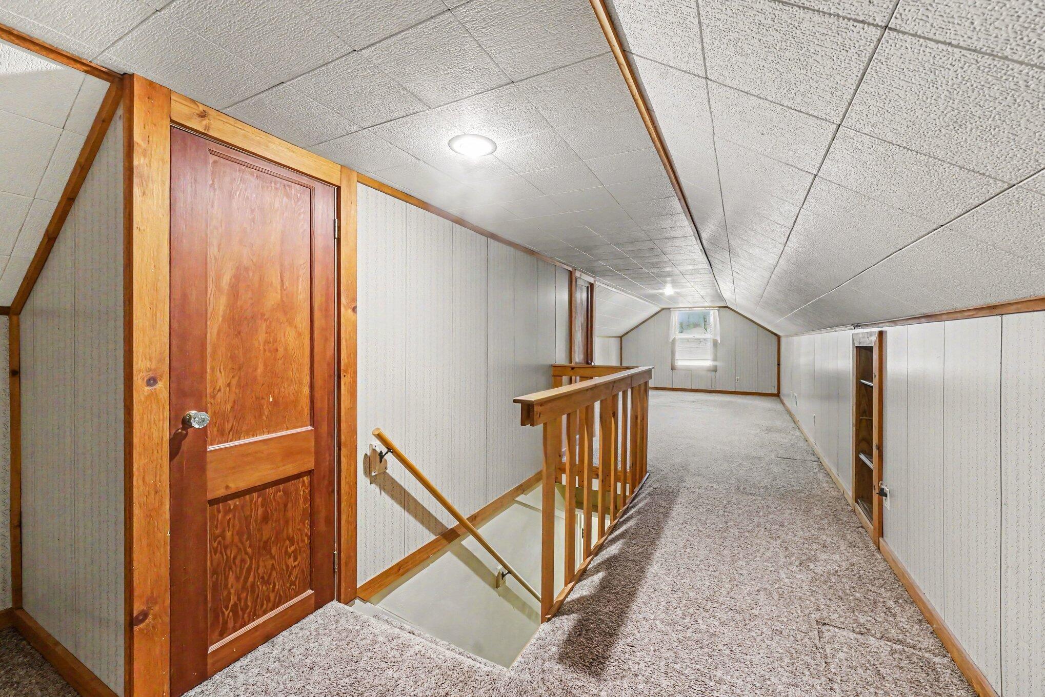 3756 Auburn Avenue NE Grand Rapids MI 49525
