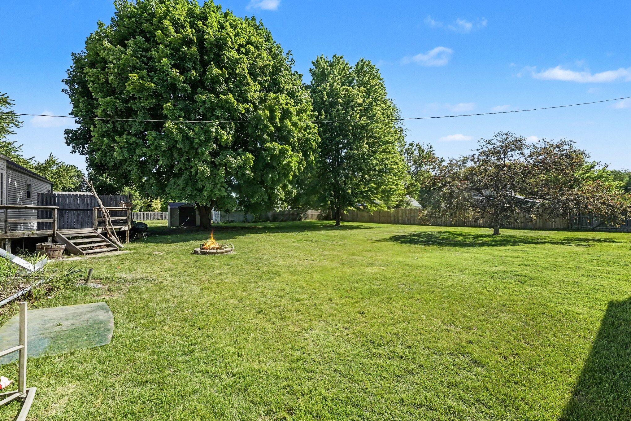 3756 Auburn Avenue NE Grand Rapids MI 49525