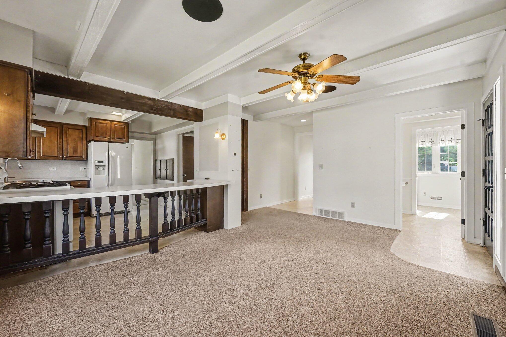 3756 Auburn Avenue NE Grand Rapids MI 49525