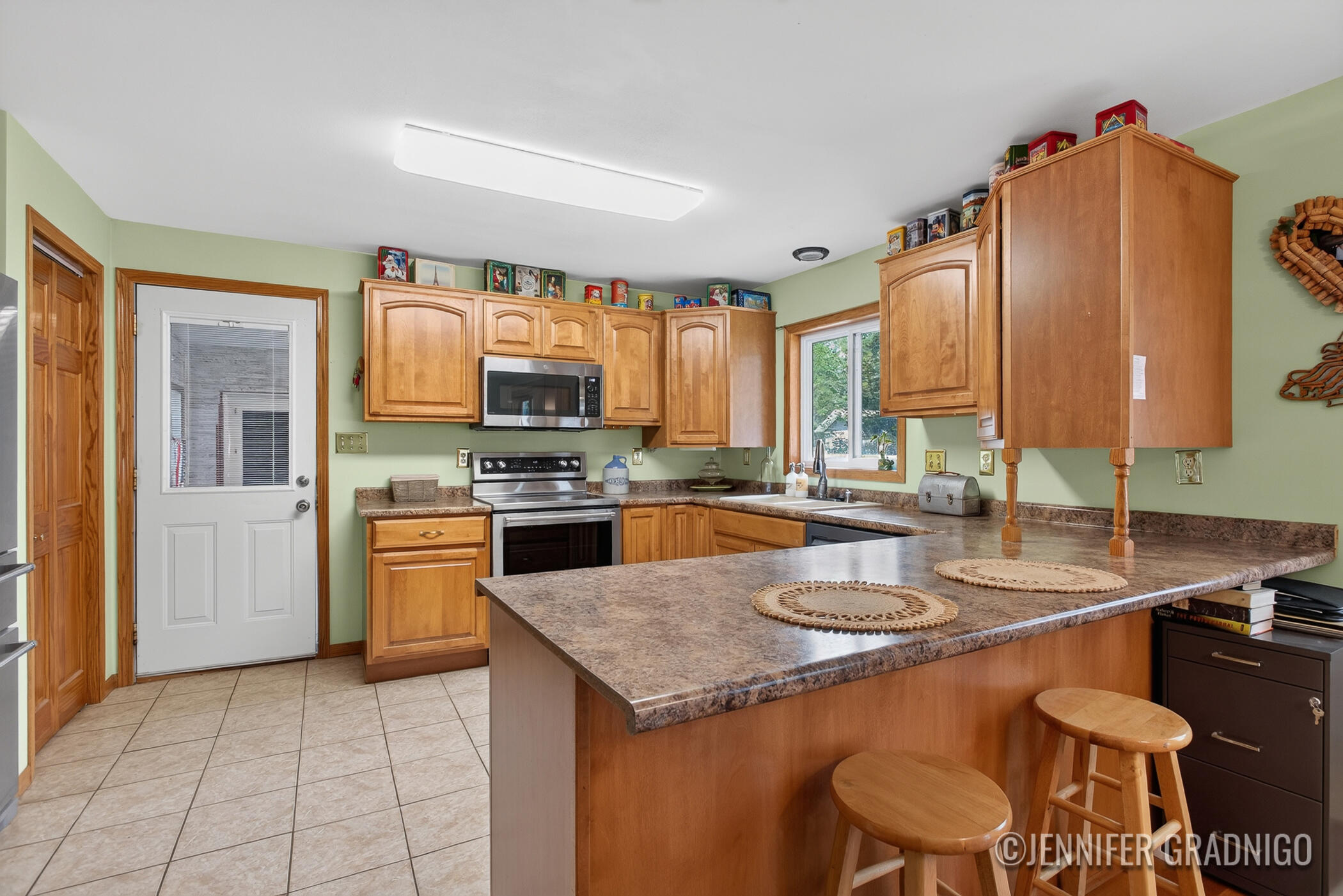 943 Grandridge Court Holland MI 49423