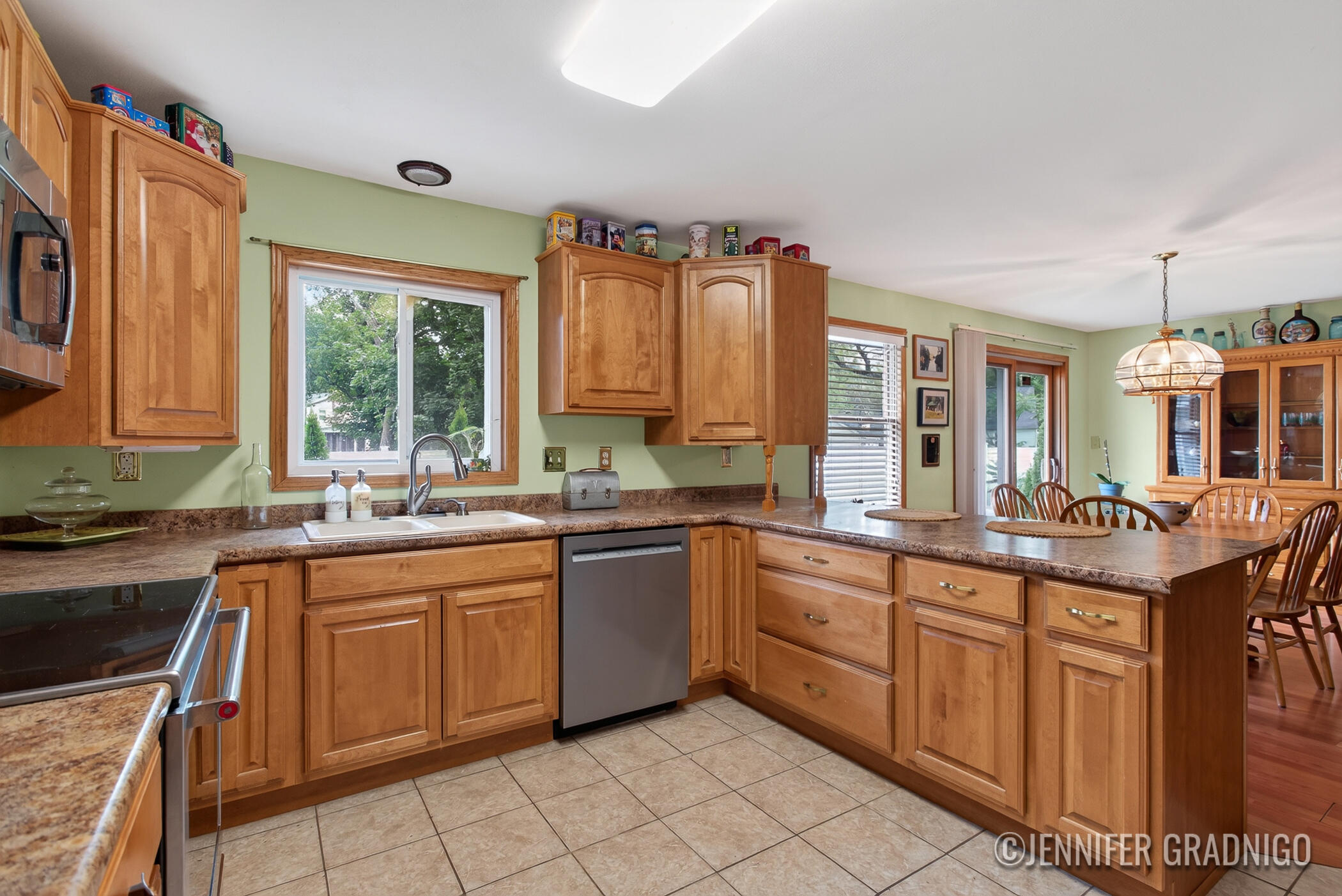 943 Grandridge Court Holland MI 49423