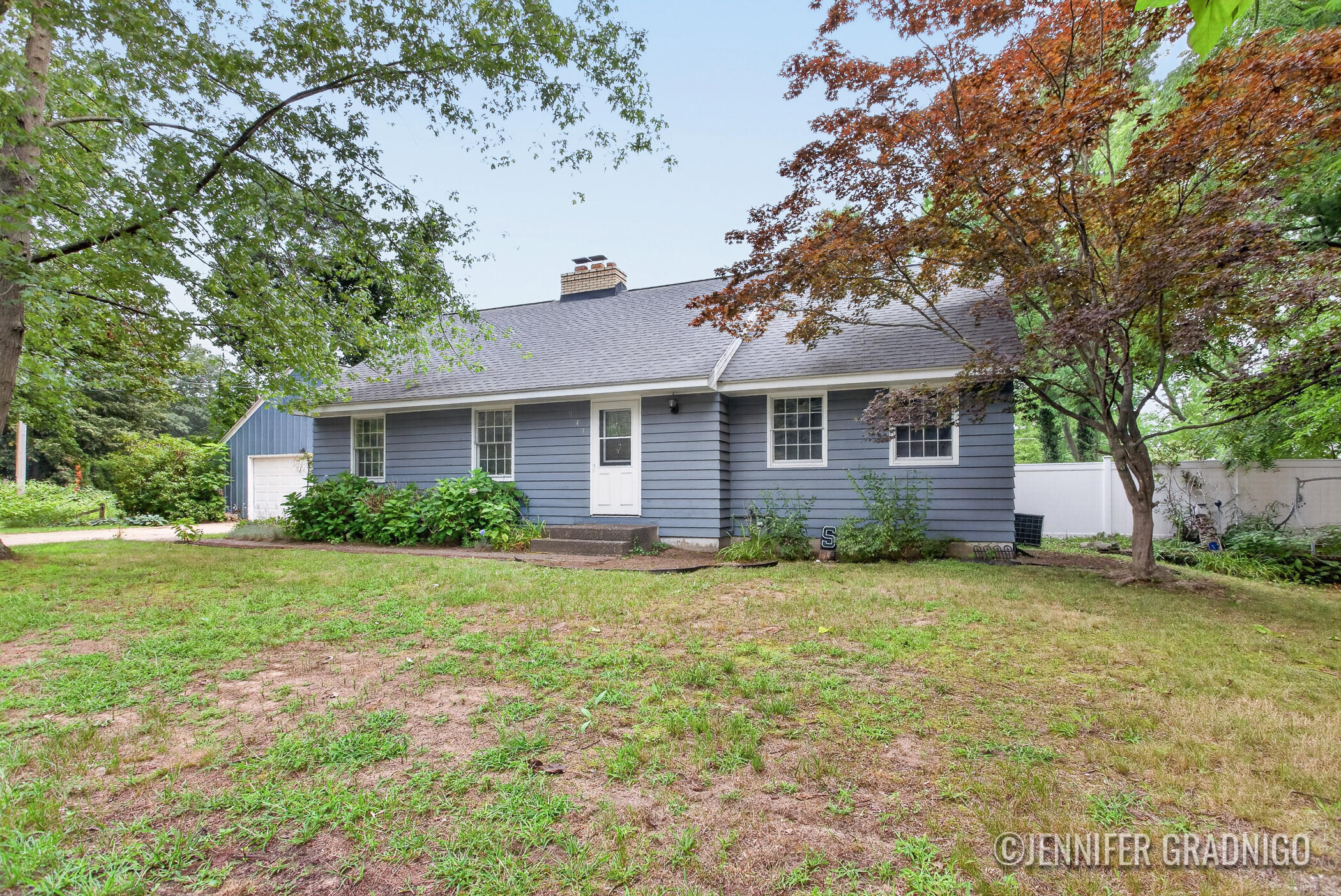 943 Grandridge Court Holland MI 49423