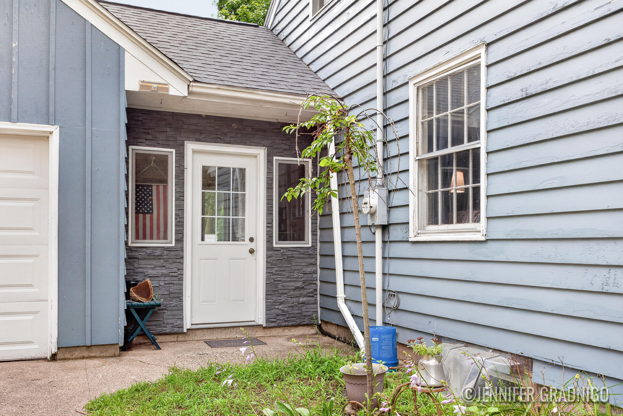943 Grandridge Court Holland MI 49423