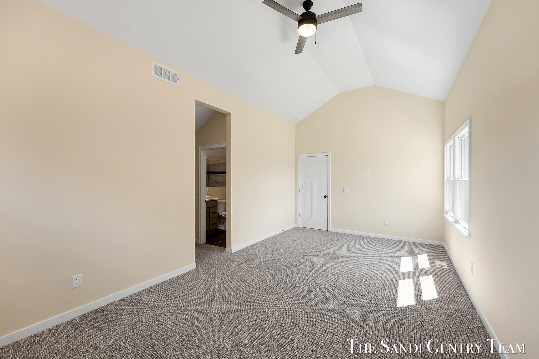 1032 Arlington Avenue Grand Haven MI 49417