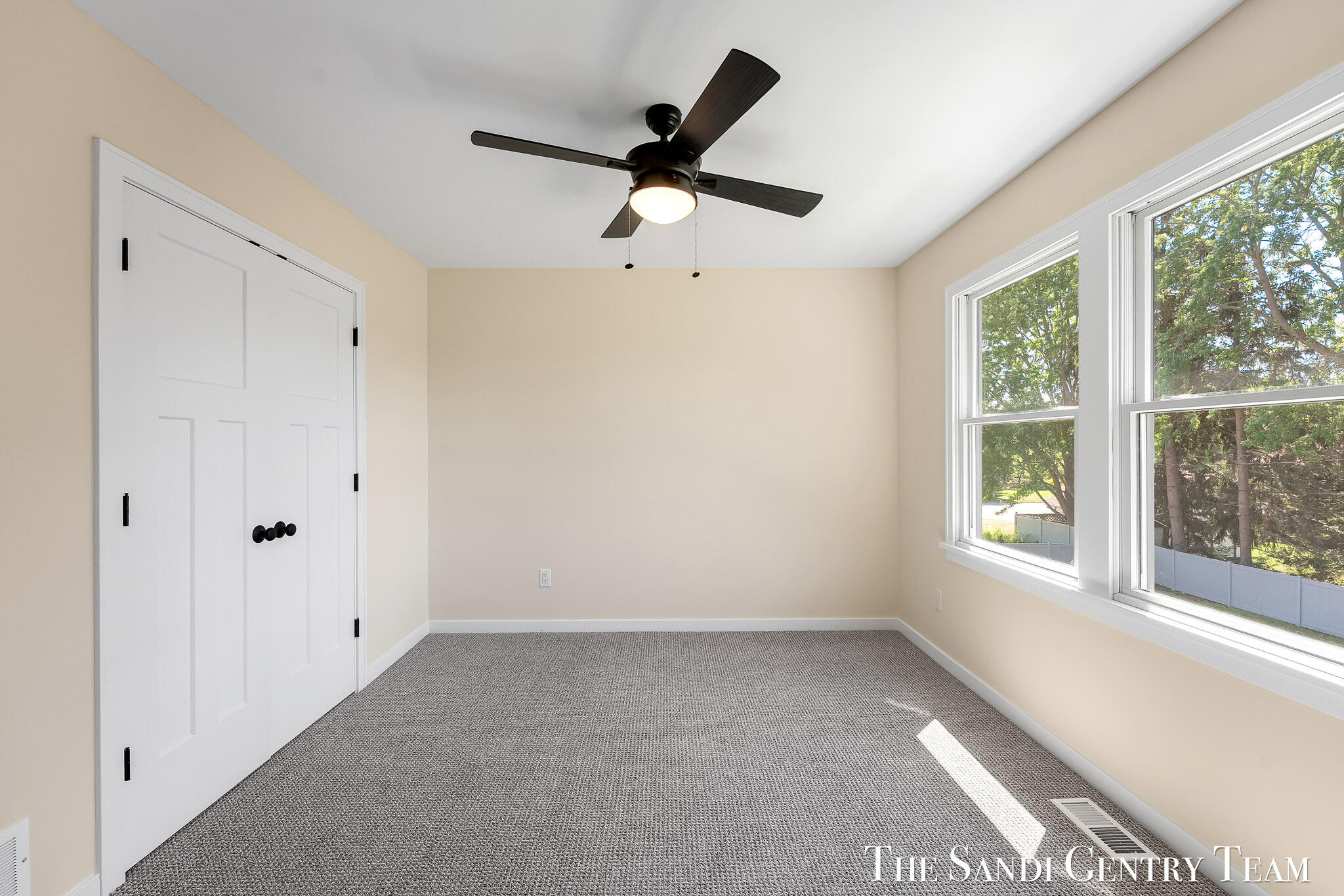 1032 Arlington Avenue Grand Haven MI 49417