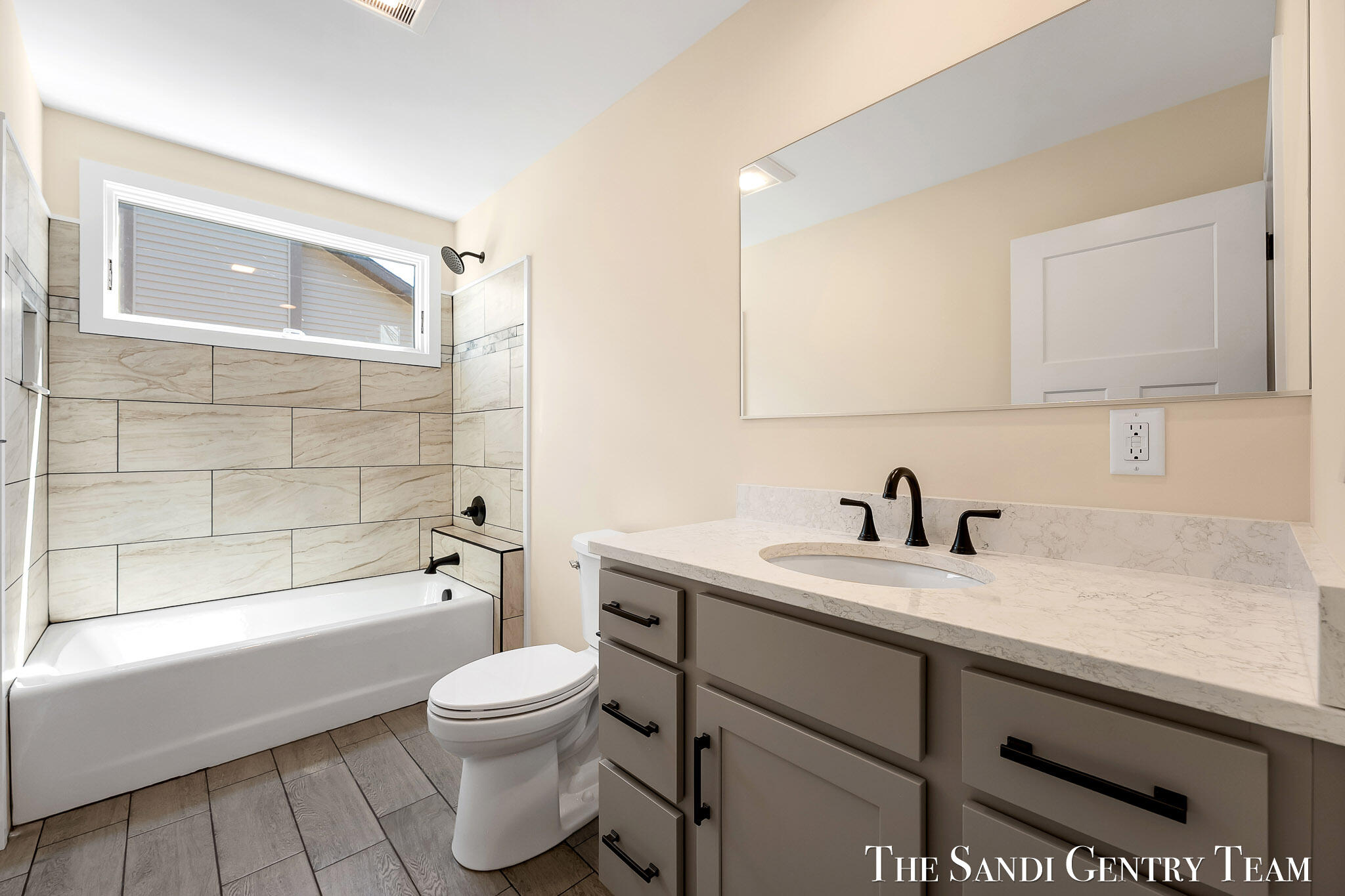 1032 Arlington Avenue Grand Haven MI 49417