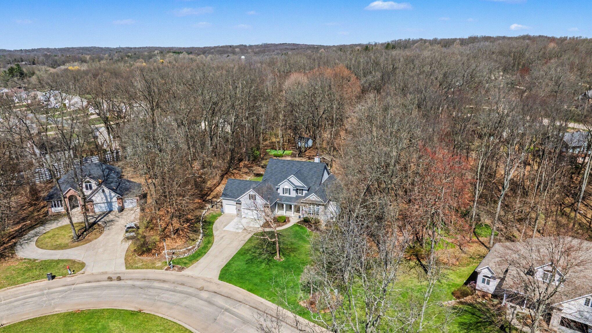 6390 Shugarbush Trail Kalamazoo MI 49009